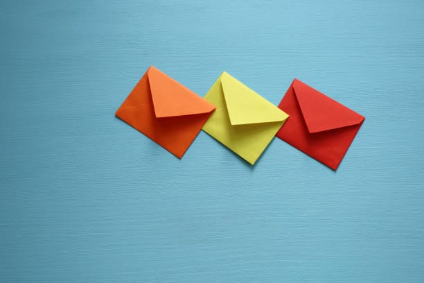 How to start a Newsletter (+ tips from a NYT bestselling author)